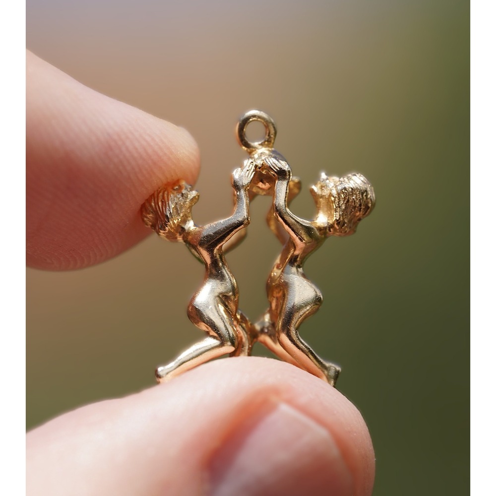 Vintage 14k Solid Yellow Gold Zodiac Gemini Charm Pendant - Necklace Twins 3.69g